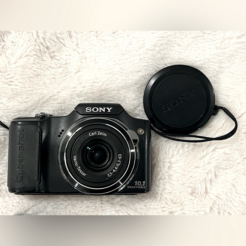 Sony cyber shot model : DSC-H20 made in Japan Carl zeiss lense